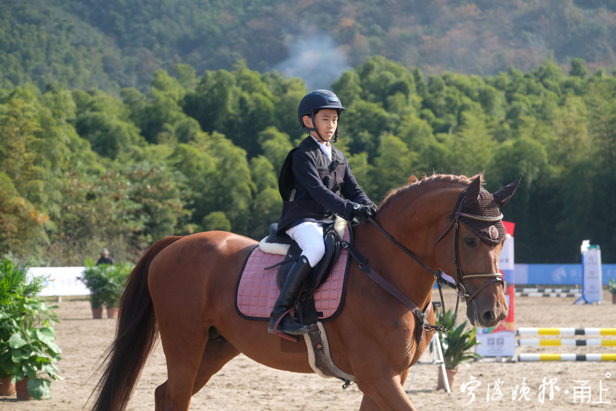 阿根廷马术选手实力出众，一马当先