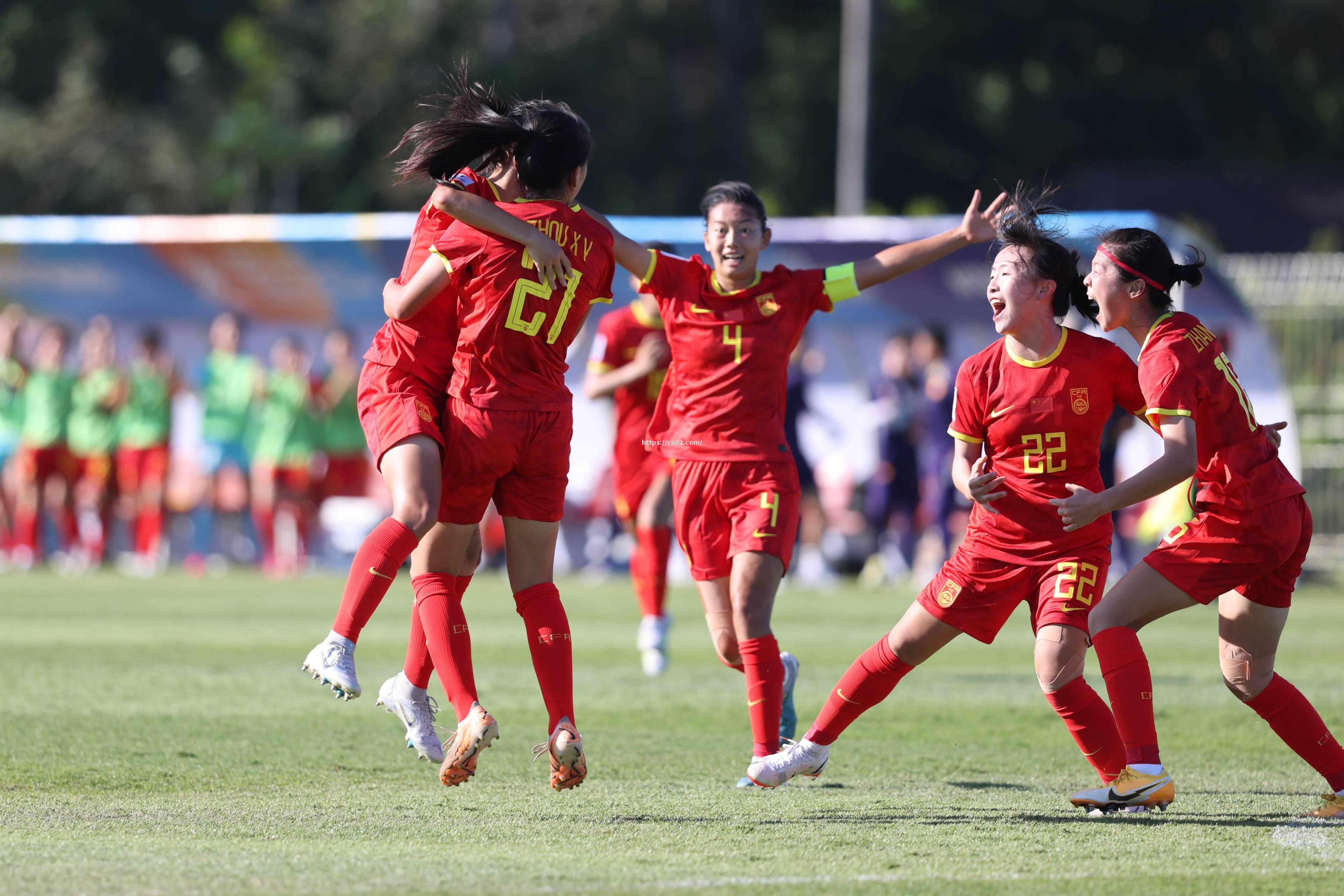 中国女足表现出色，轻松取得胜利