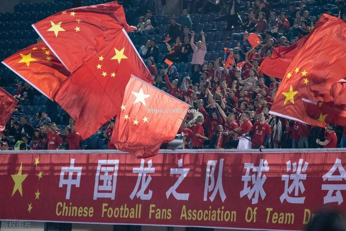 国足队员战术明智，备战赛程令人期待